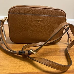 BRAND NEW Michael kors bag